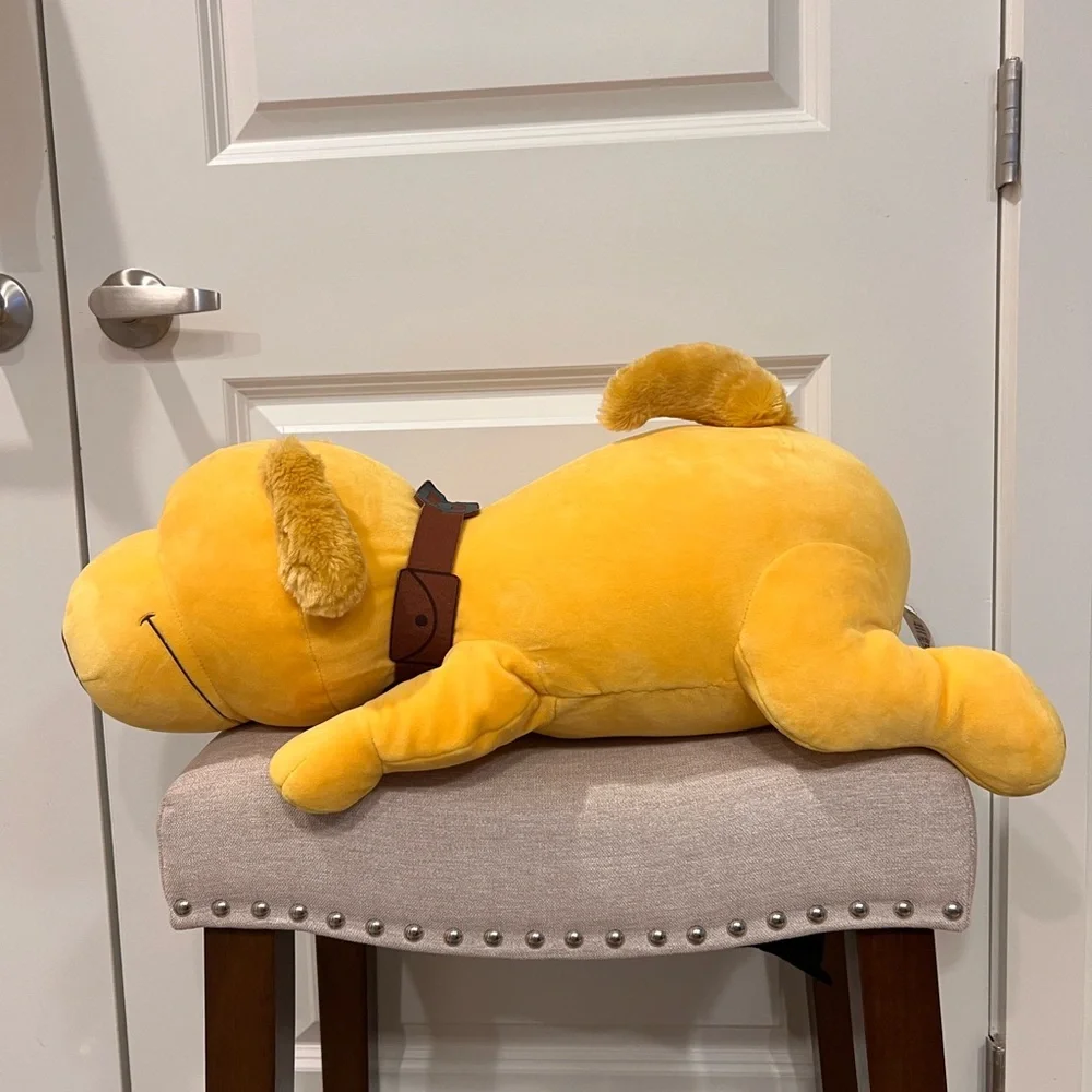 Disney up Dug Cuddleez Yellow Plush Dog Toy